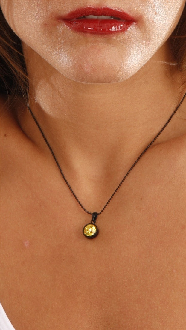 Apparel Addiction Jewelry Single Stone Necklace in Yellow