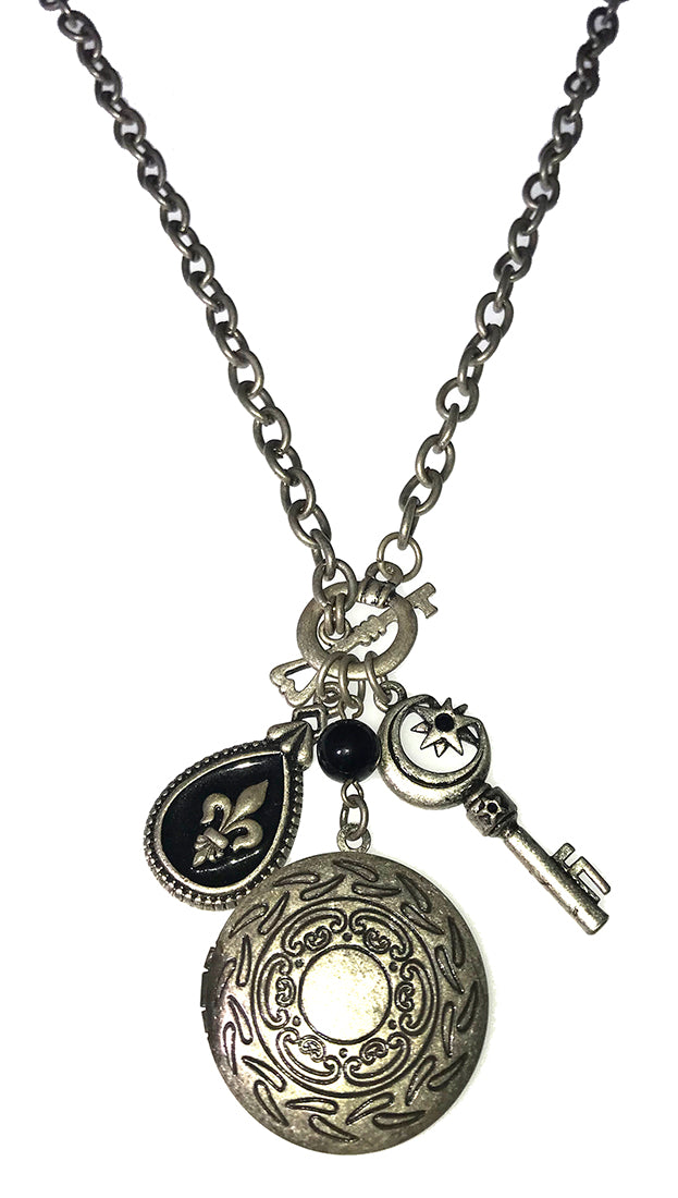  ShopAA Jewelry Photo Locket Charm Necklace in Vintage Silver 