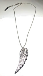 Apparel Addiction Wing Necklace Silver