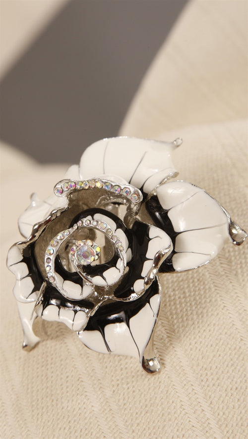 Jessyka Robyn Flower Ring in White