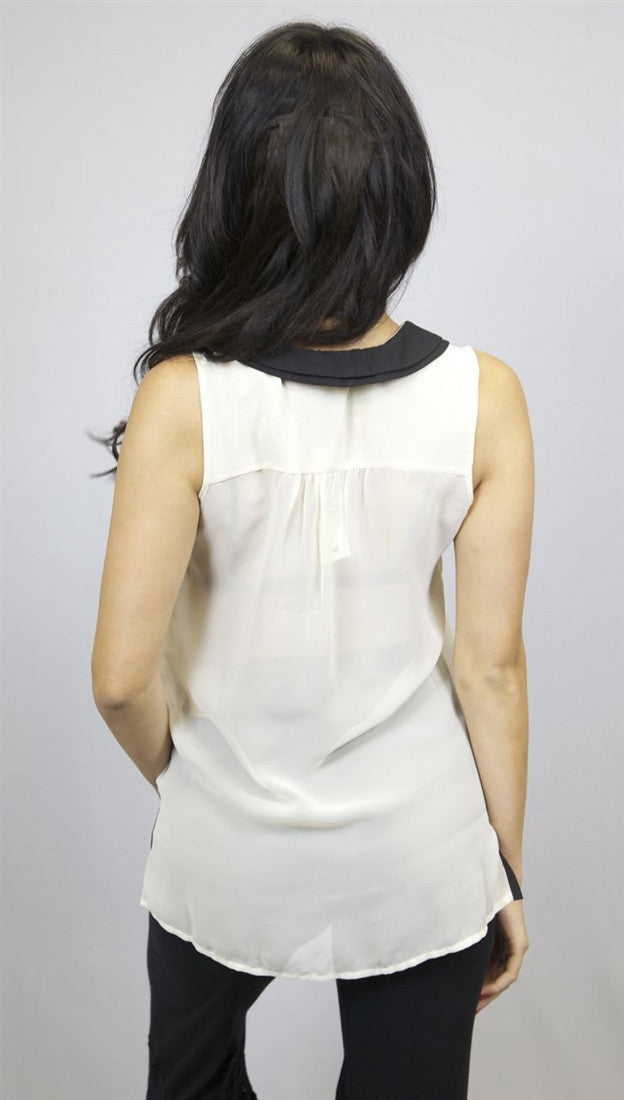 Olive & Oak Color Contrast Collar Sleeveless Button Down