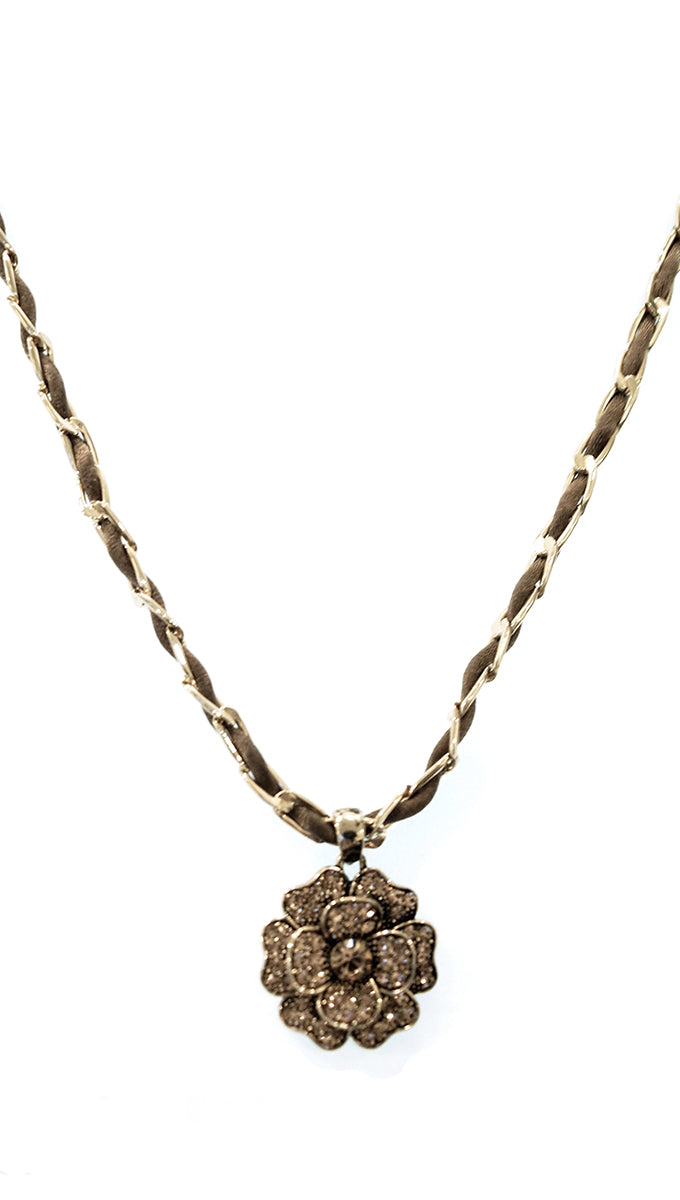 Apparel Addiction Rose Necklace