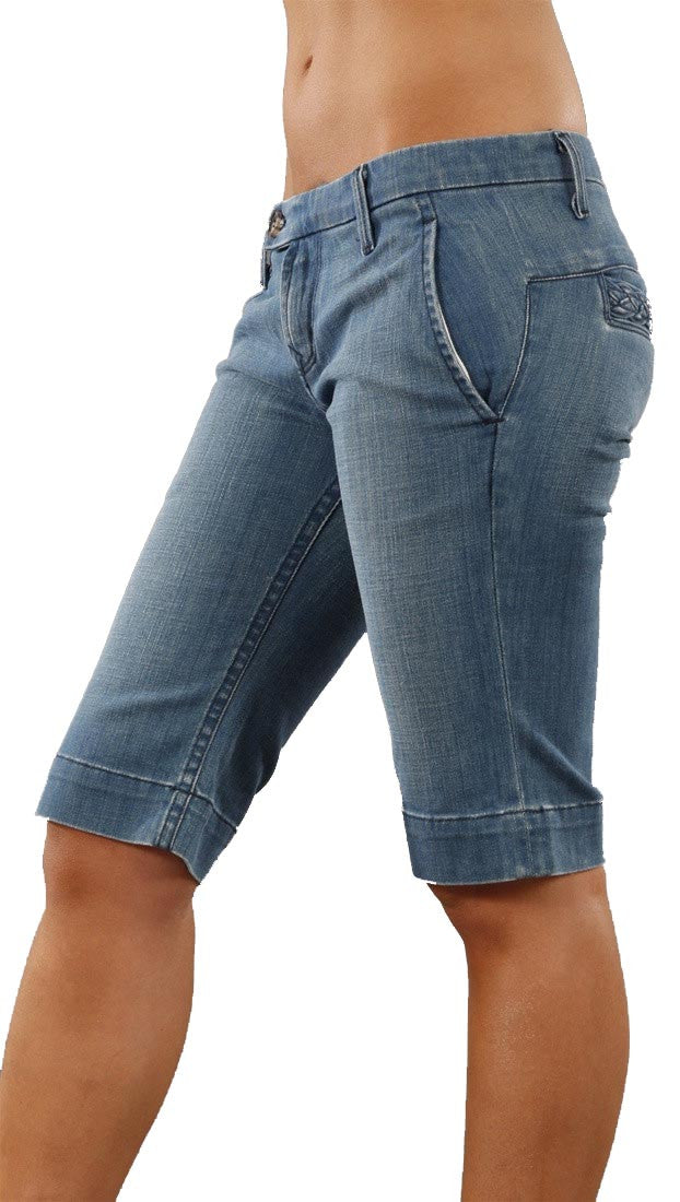 Raven Denim Kat Capri Jeans Shorts in Cabana