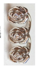 Soho Collection Two Finger Flower Ring in Gold