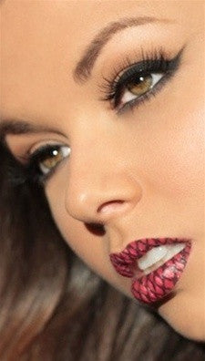 Violent Lips Fishnet Tattoo in Red