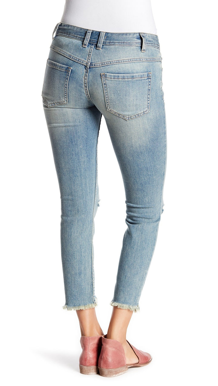 Free People Destroyed Skinny Jean Sitka Frayed Denim Pants l ShopAA
