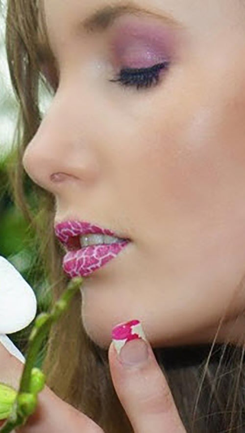 Violent Lips Pink Giraffe Tattoo Lipstick Costume MakeUp | ShopAA